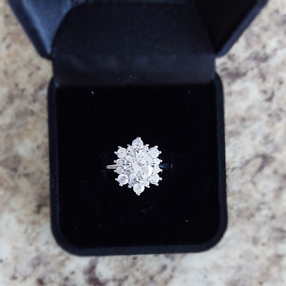 18K White Gold-Plated Simulated Diamond 925 Sterling Silver Engagement Ring - Picture 8 of 9